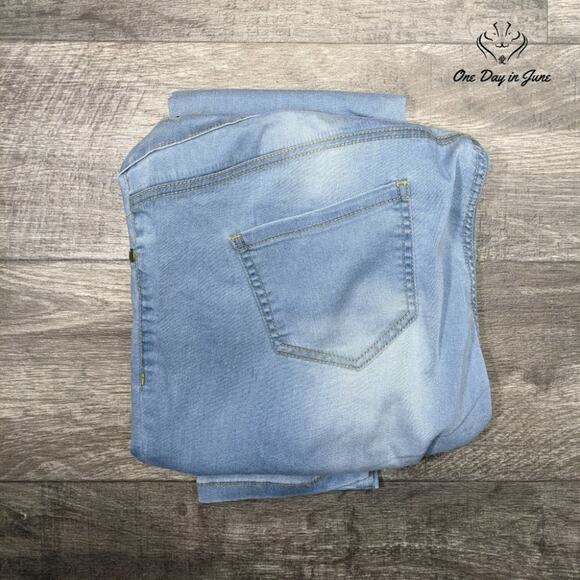 Boohoo Maternity Straight Leg Jeans Size 8 - Picture 4 of 4